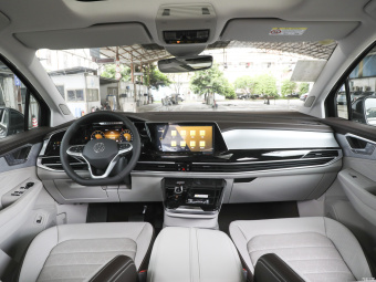 VW Talagon Luxury Jiajing Pro 6-seater 4 Motion 380TSI